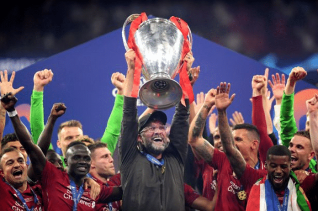 横扫夺冠 横扫夺冠